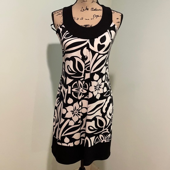 Enfocus Studio Dresses & Skirts - Enfocus Studio dress size 4
